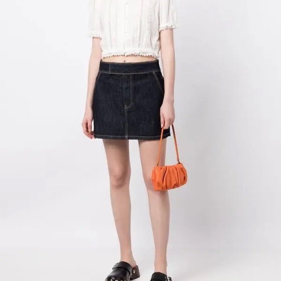 tout a coup
size small
nwot
lace-trim buttoned cotton blouse - Picture 3 of 8